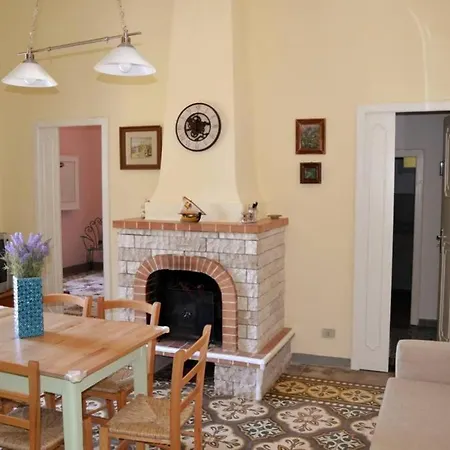 La Casa Dei Nonni Villa Sogliano Cavour